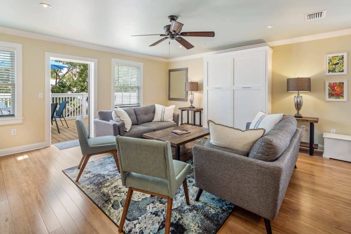 Cloud Suite on Duval Street with Balcony
