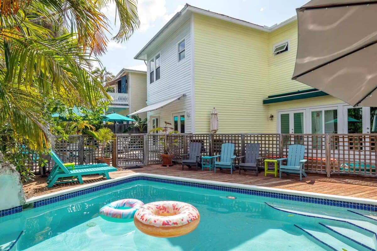Sunnyside Up - Shared Pool