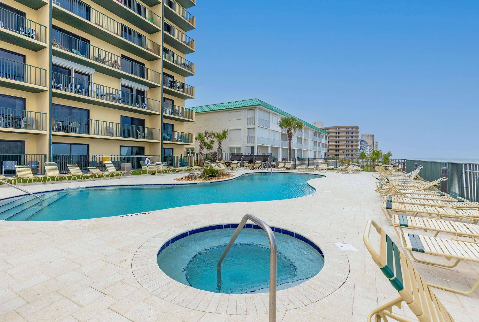Ocean View Suite w/ Pool, Hot Tub & Beach Access