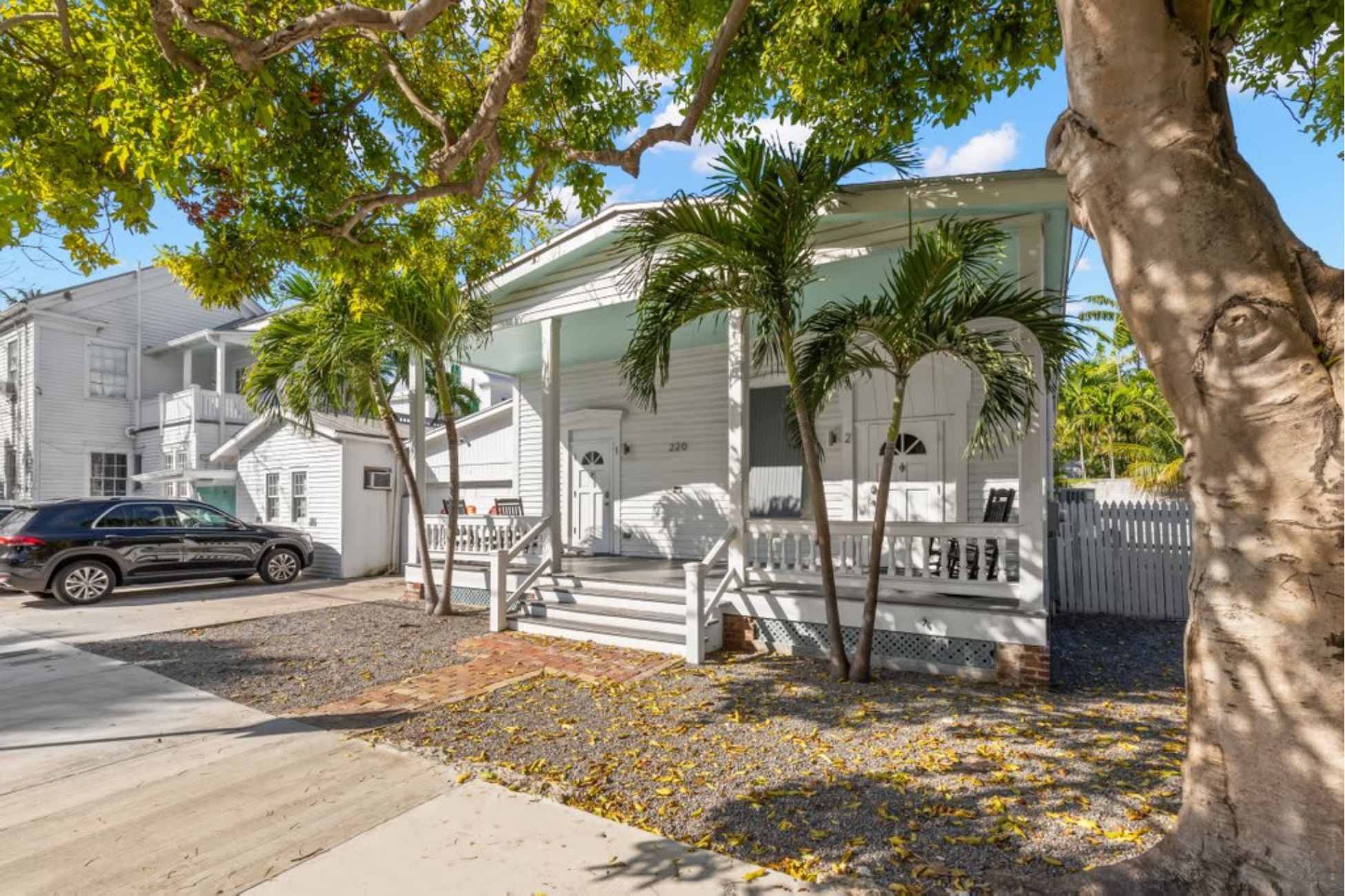 Mesa House Dos - One block from Duval St