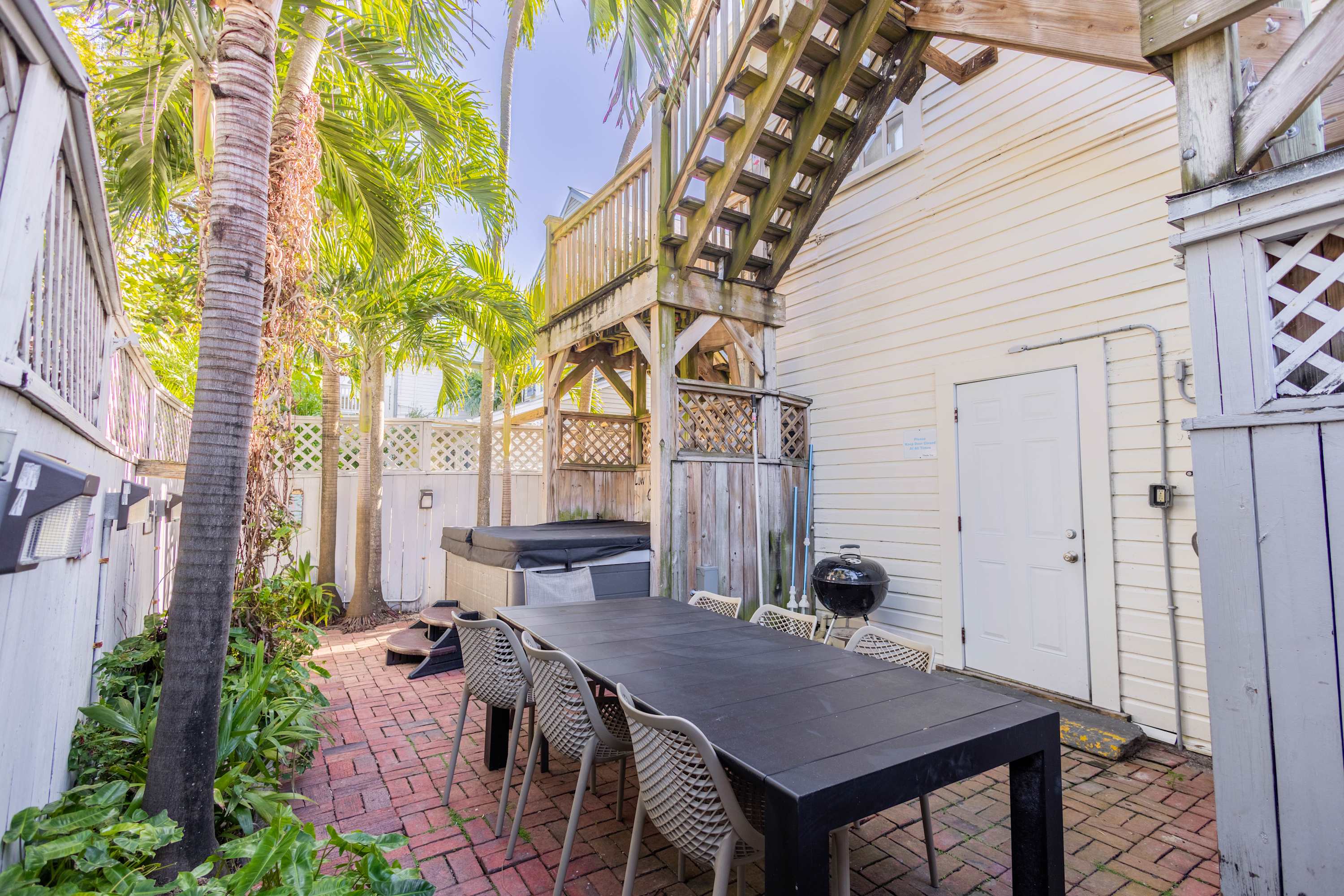 Seaport Suite - Steps from Duval Street