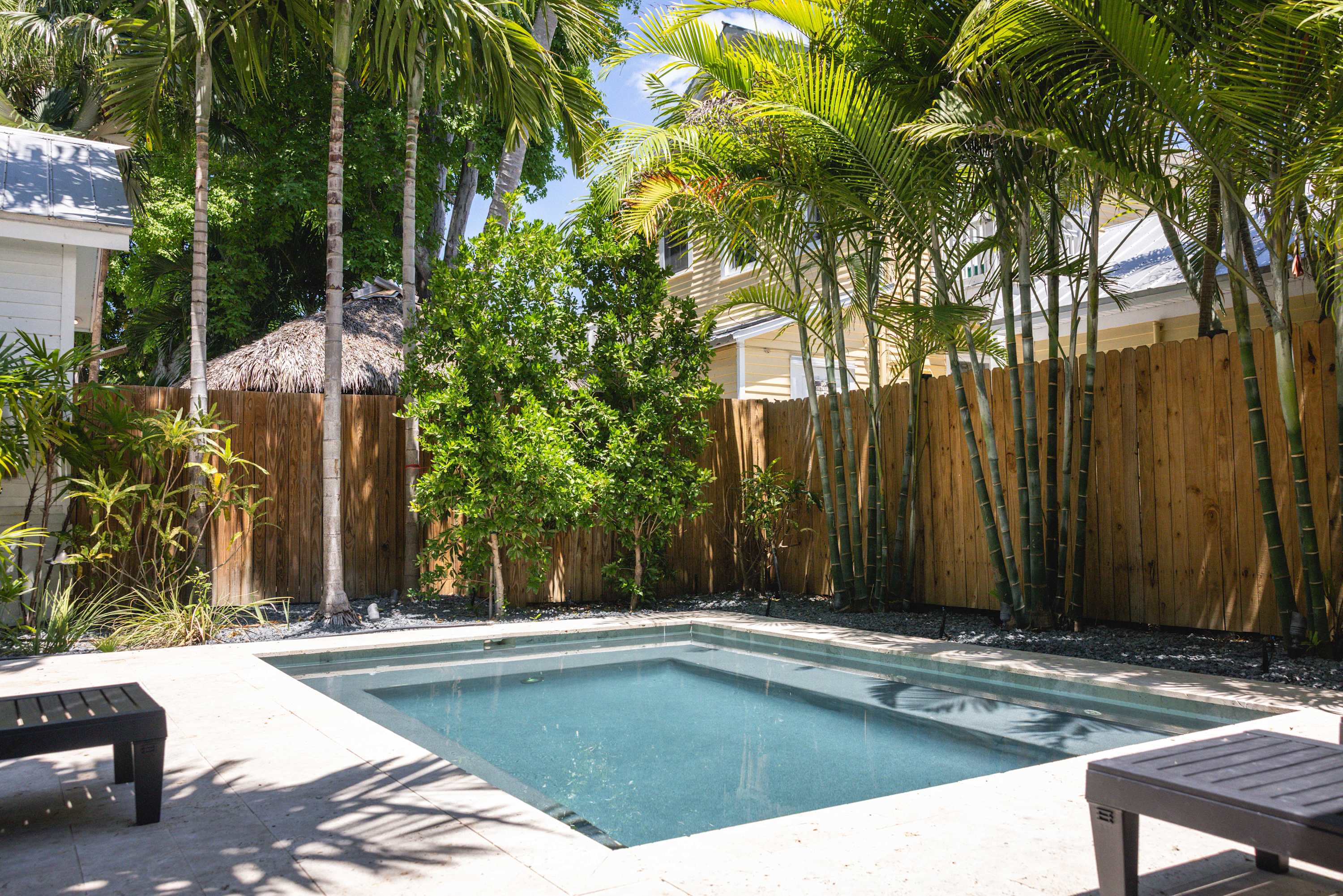 Coconut Palm - Steps from Duval with Private Pool