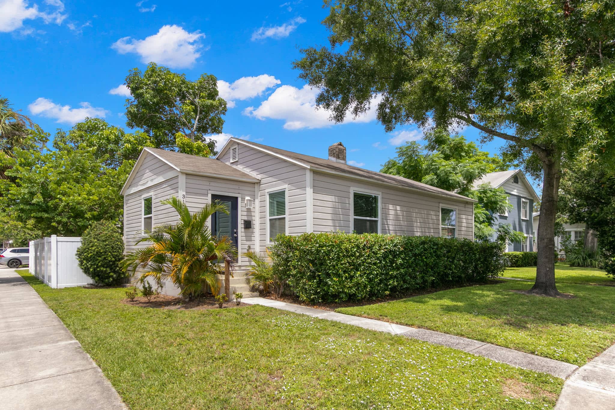 NEW! SoHo Home - Perfect Space for Families!