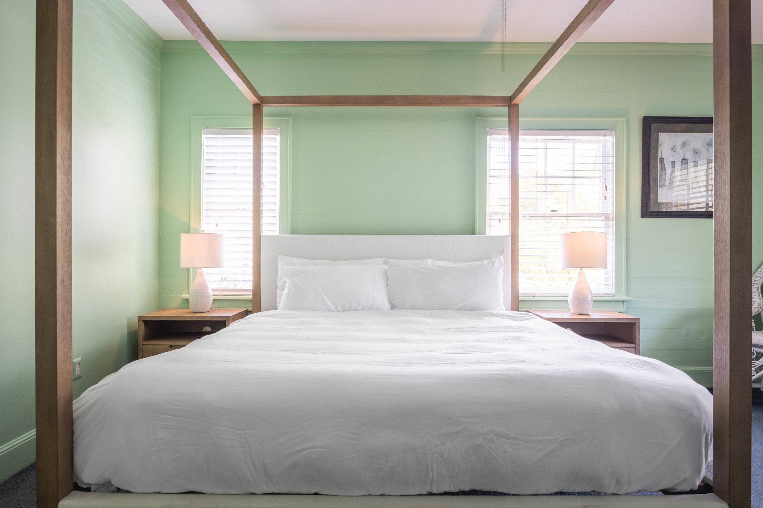The James Classic | Second Floor King